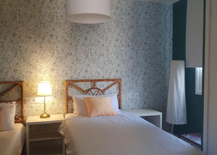 Con Jardin Y Piscina 美洲海滩